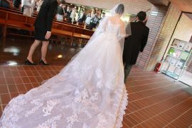 結婚式　披露宴　ウェディングドレス　オリジナルウェディング　教会