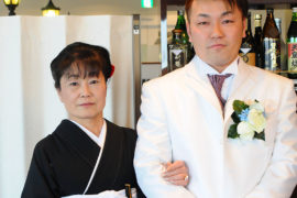 結婚式　披露宴　オリジナルウェディング　新郎　新郎の母